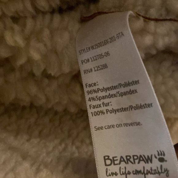 Bearpaw coat - Picture 12 of 12